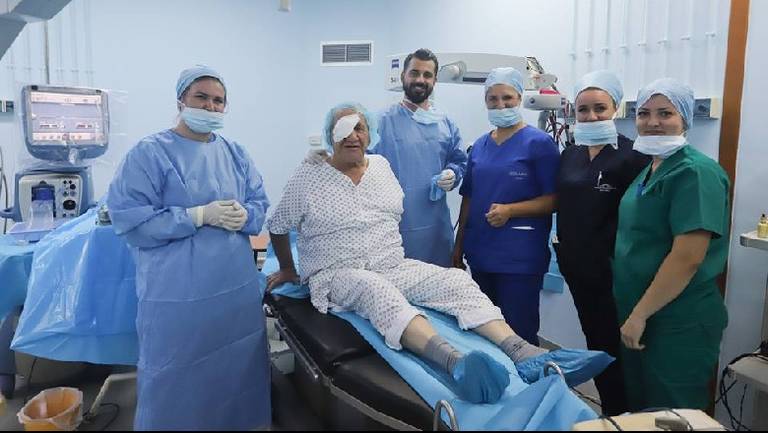 Manastirliu ndihmon të moshuarin e vetmuar, realizohet me sukses ndërhyrja në sy