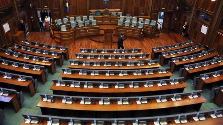 Kufijtë/ Seanca e jashtëzakonshme sot në Kuvendin e Kosovës, opozita e bojkoton