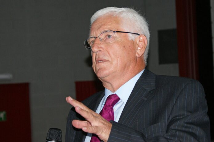 Neritan_Ceka_2012GE_ii