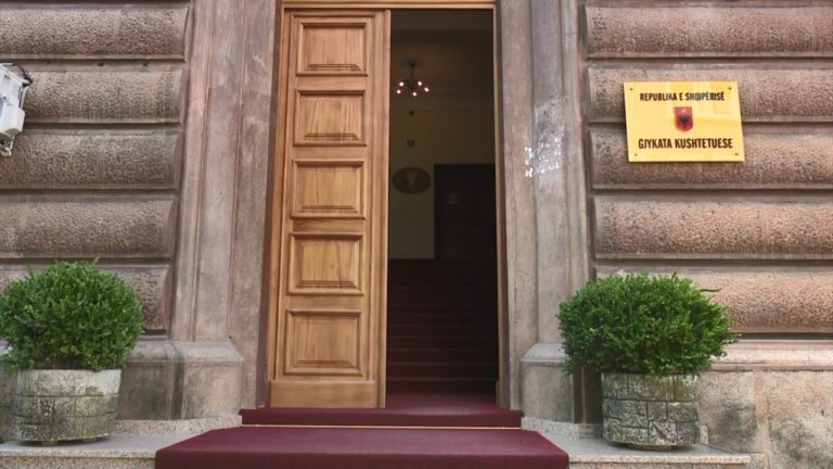 Pas shkarkimit të Bashkim Dedes, Kuvendi shpall vakancën për anëtar të Gjykatës Kushtetuese