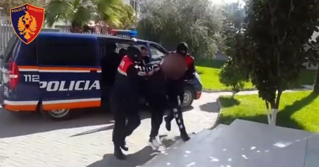 341CE600-2424-4E59-BD9B-F80B02D6271F