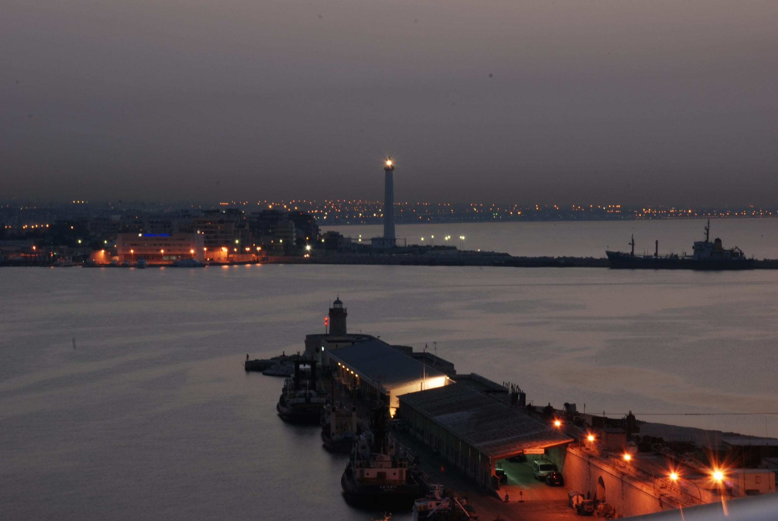 5DCE1803-A82E-47FA-B967-39B991D1335D