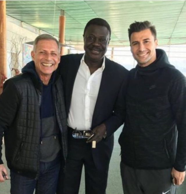 9E3E0D4E-BCE5-4E09-AAF1-F34D2CEA5D49