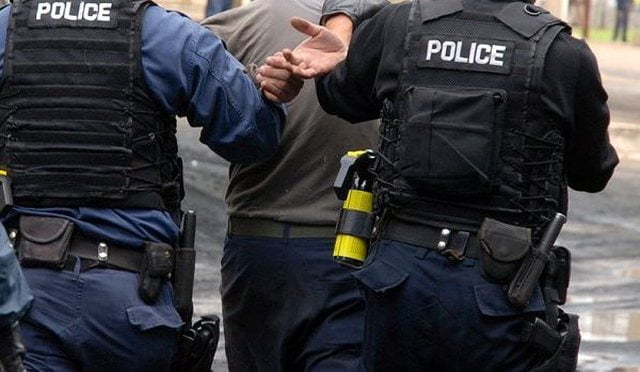 AE4A3908-5F5C-4A5D-878E-0E12D77257FC