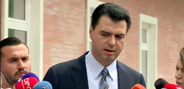 Basha: Në 7 vjet Rama asnjë mbështetje për mjekët dhe infermierët