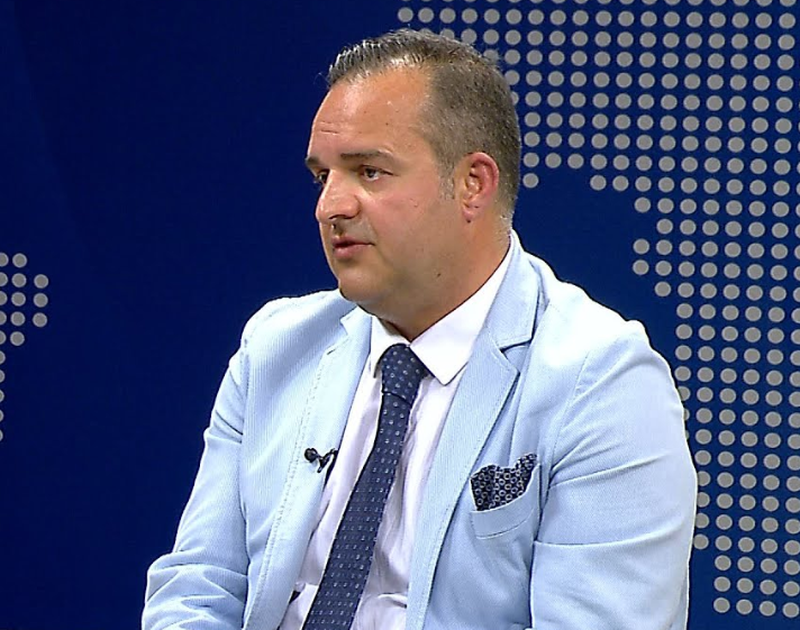 C973D68E-4209-4F37-AD8E-855C39D8712E