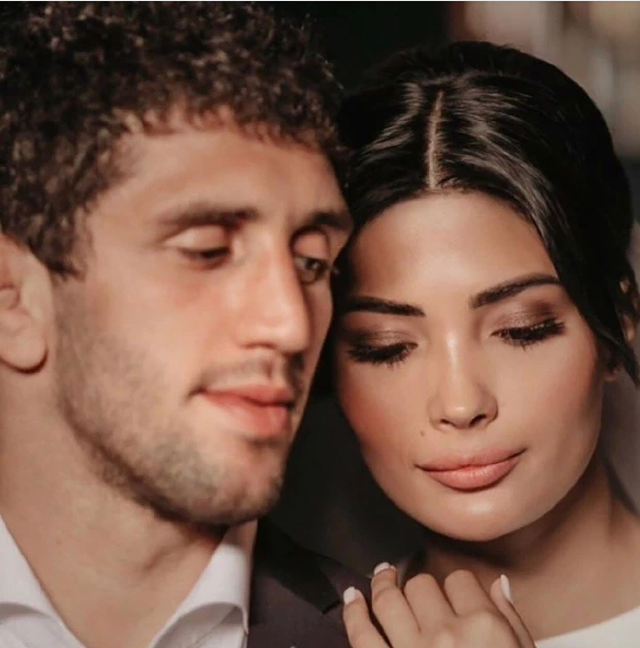 06D4D08B-2C1B-4D1D-A156-6C533EDEA043