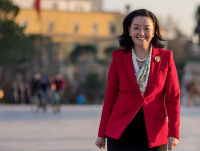 27DFEB20-3DE4-4CB7-964C-B0C4D7004DA9