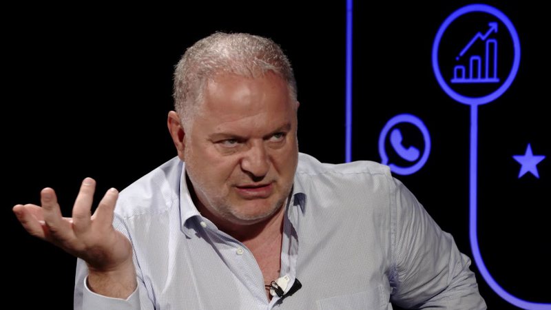 2C99E319-AA53-43DC-824A-5D93F8B1F66D