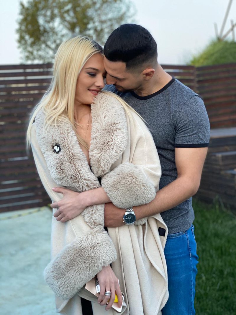 35DEB191-214C-4EA6-945C-EF67076AC36F