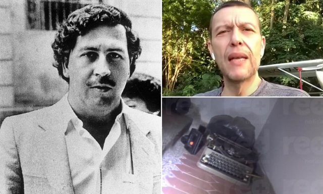 ECB4BF74-E0E3-4C54-97E1-0FF41F7B9D36