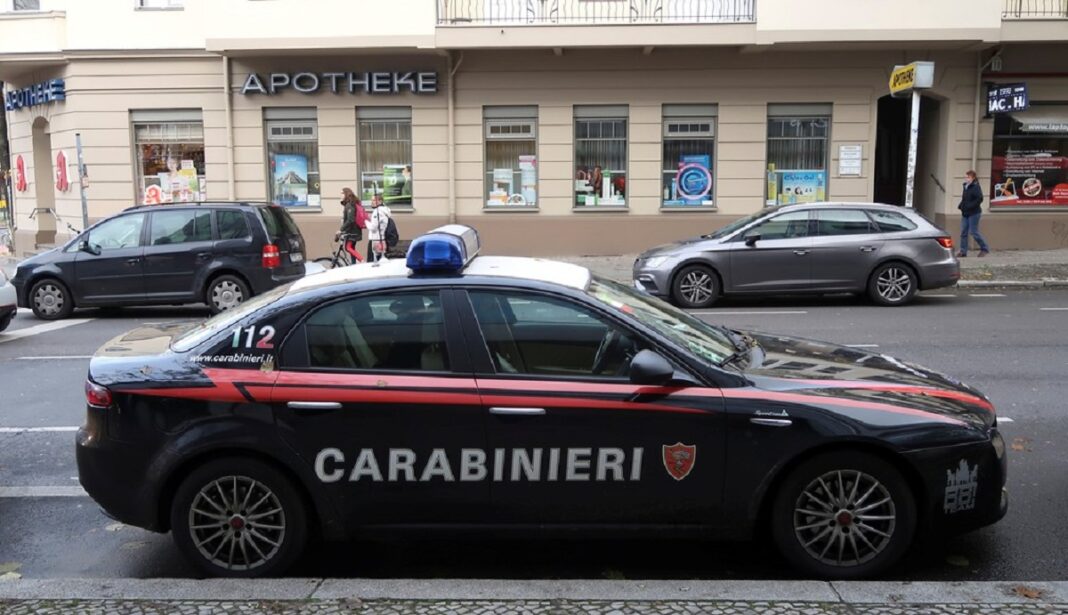 policia-italiane-1068x615