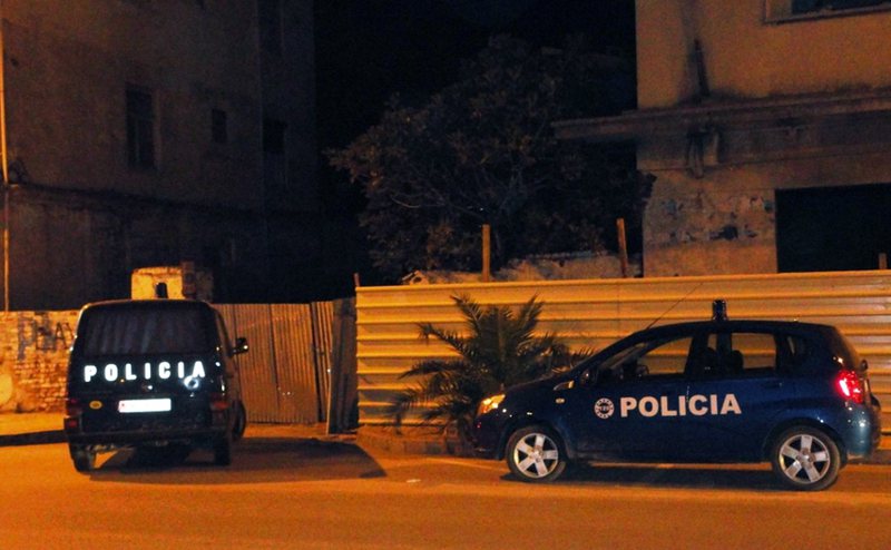 3DDD03DE-AAD4-4E54-892C-EBF3C9D9997F