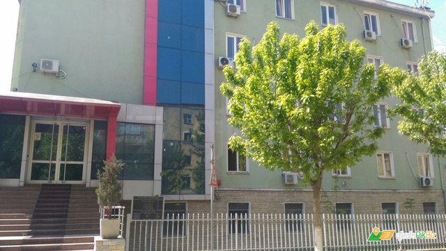 6607E195-7966-4561-9974-3F8CA4DDCD4B