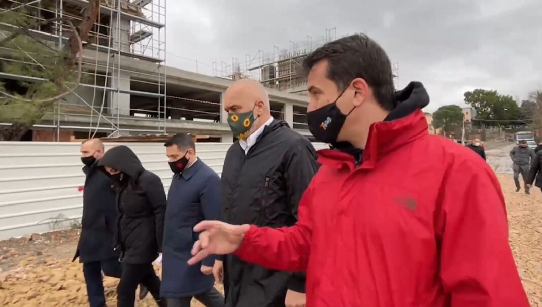 Edi-Rama-në-Kamzë-1068x605