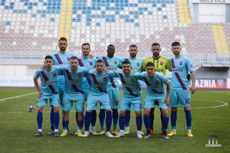 8003FC92-1180-4E21-BEF6-D4A271236663