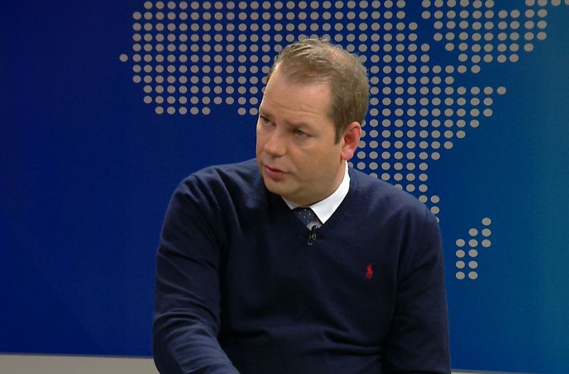 92CF07D9-CCD1-4AA2-901E-0F516E3654ED