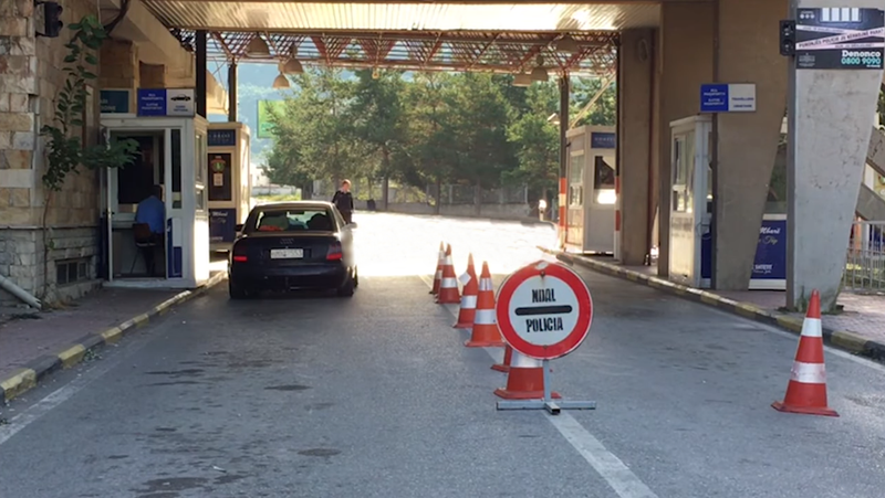 9B94C803-8F6F-46FD-AA74-E0BE0BC4DBEE