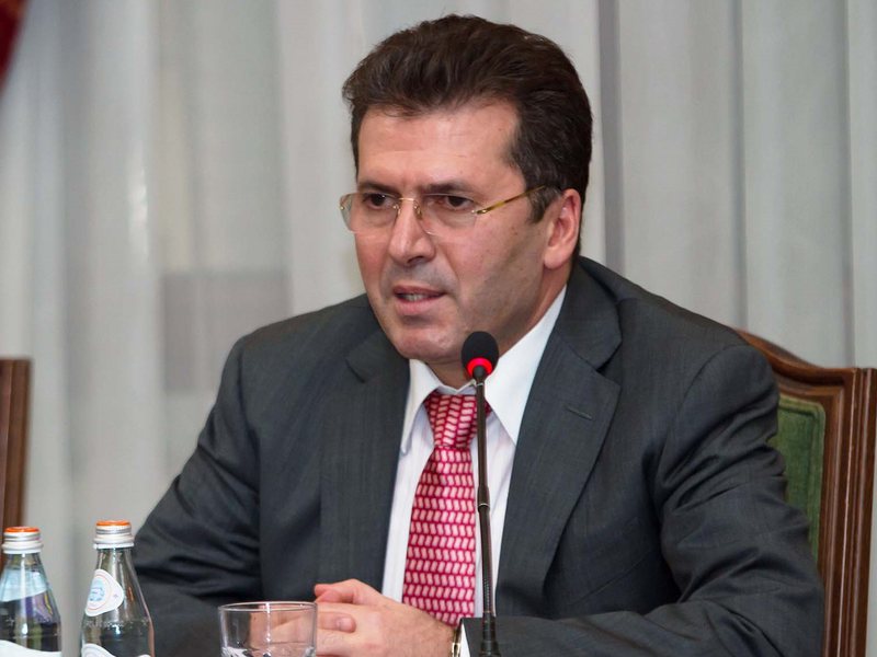 DF3D316C-FF41-4707-8A83-35227644A0AE