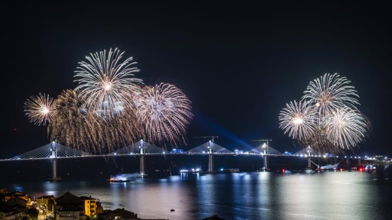 31CA214D-586A-481F-9D7F-044282D271B5