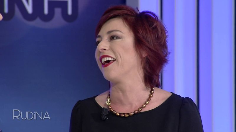 4AA63F9C-1AB0-4E8E-BCE4-01FDDCE96819