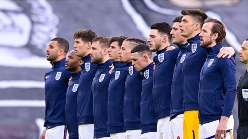 D19E8F2C-7841-4F2C-9FE7-02BE14C54D5E