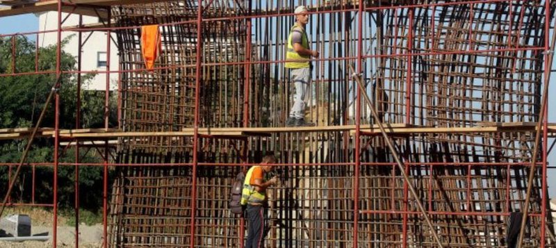 D880C9B0-E304-4A62-90EA-7498D042B41F