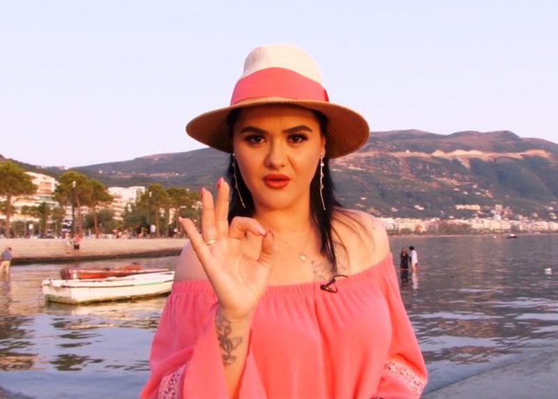 FDE494C1-552C-4D96-AD20-4A42703AB199