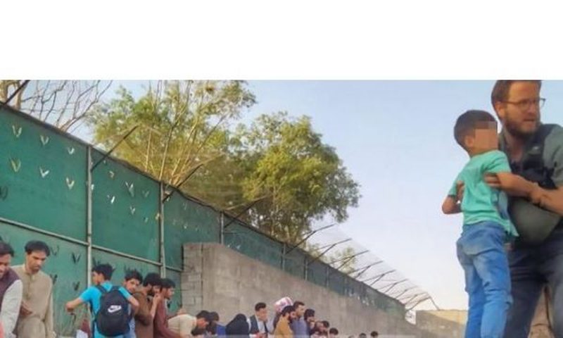 9649E5F9-27E1-4074-B086-4F58AB3C8368