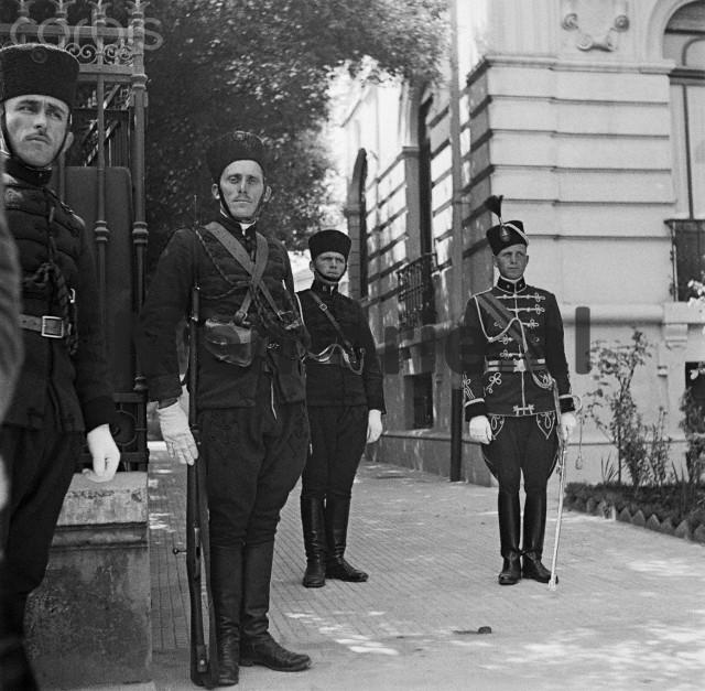 Historia e kapitenit të Zogut, besnikut të Abaz Kupit/ “Edhe pse u vra nga italianët më 6 prill të ’42-it, nuk u shpall “Dëshmor i Atdheut” dhe…”