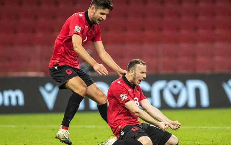 05849991-4E9A-49F2-9AE9-593BA945C98B