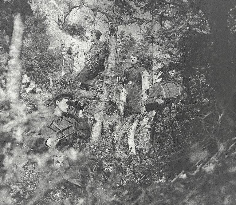 Dëshmia e rrallë nga SHBA/ E vërteta e konfliktit me ‘atentatorin e Enver Hoxhës’, në ’75: Unë s’isha i infiltruar nga Kadri Hazbiu, Banushin e godita tek kloni afër Hanit të Hotit, pasi…