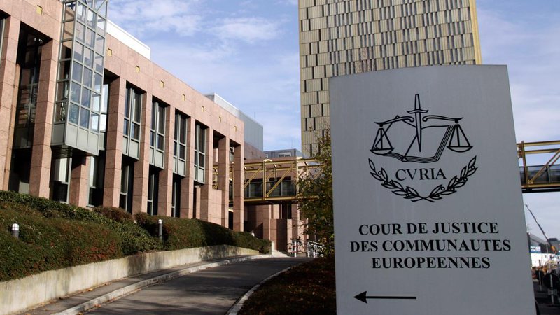 4EDF6158-E72D-4968-A03F-5F72DB01276E