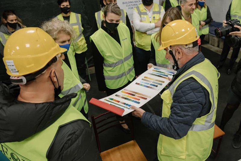 7D5B900E-53CF-48E2-B4F3-907689DEDF73