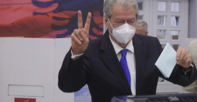 AF413298-82D3-4365-90BC-A033BBD6C695