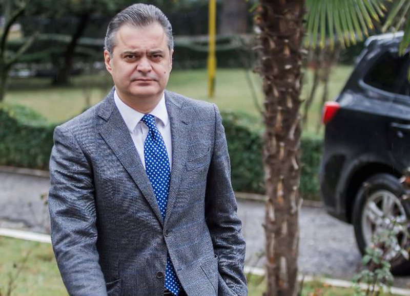 EF3A5D24-8FED-47AB-AE5B-B0C209971CA9