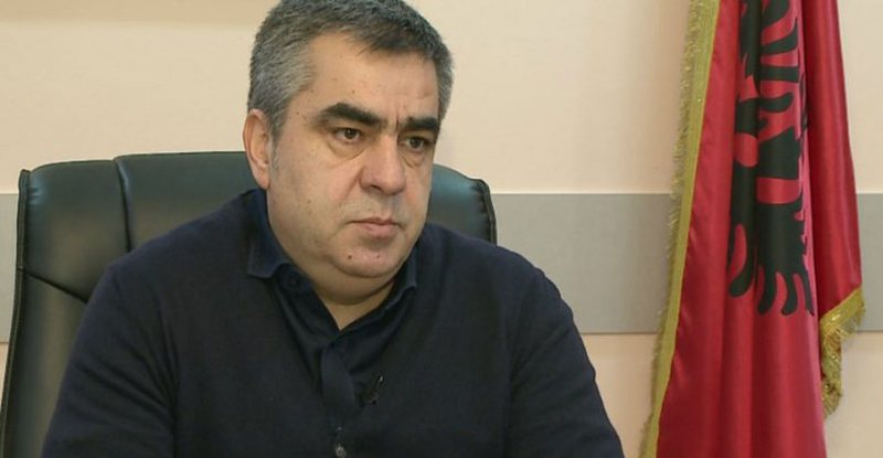 F5706B7B-1747-4E8B-8331-974A884AA4B3