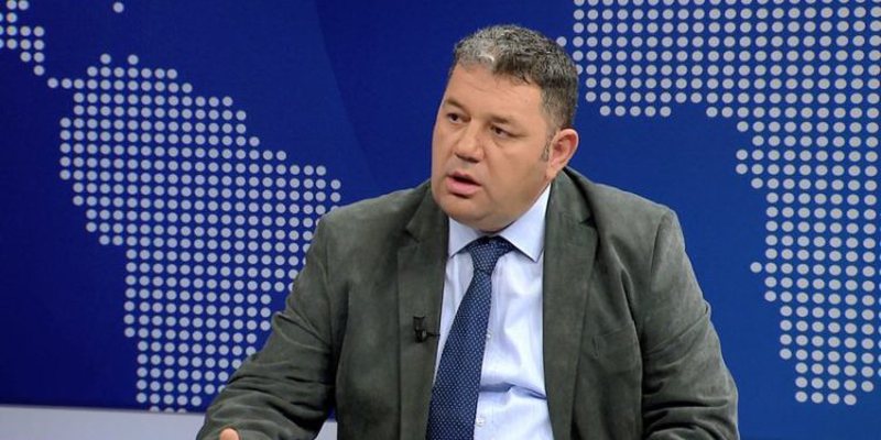 11AC84EE-3C2D-4ED3-857C-0274FD5AC07D