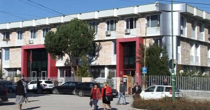 6405E1FB-8D33-4B5E-844B-0415C1456E8C