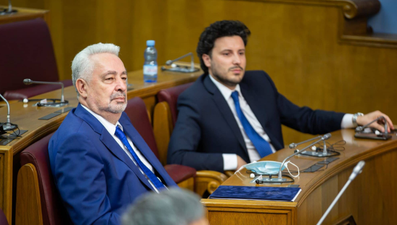 83B12587-FD99-452C-B1DD-78B192C7F025