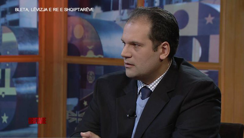 C2EF7AF4-C526-4EBB-8BE6-DA94F35B848C