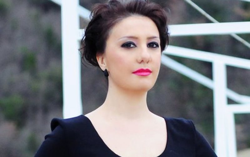 1EF994CE-B755-4690-858E-E6F4BB183944