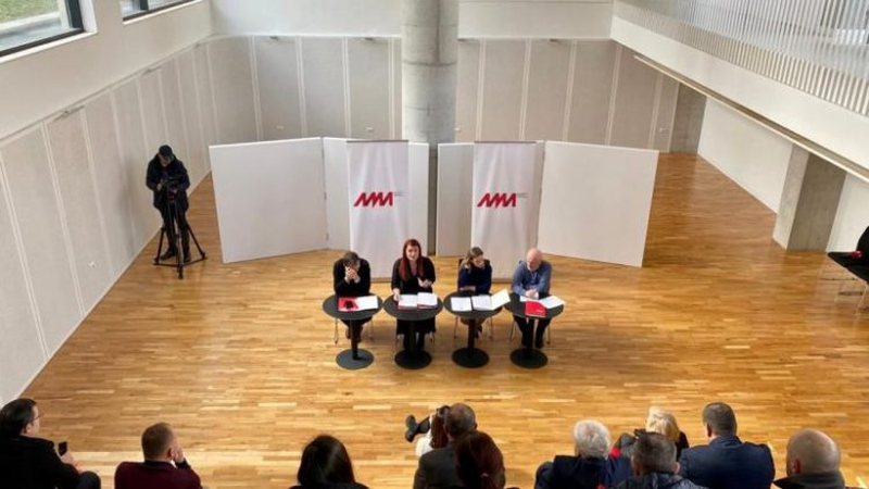 2C12059B-5C86-4D55-88E0-FCE0634A455F