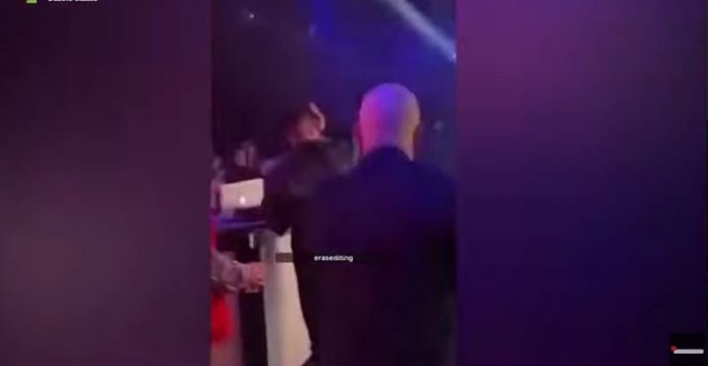 42E9F95D-1E8B-4DBC-BC40-69DD59551976