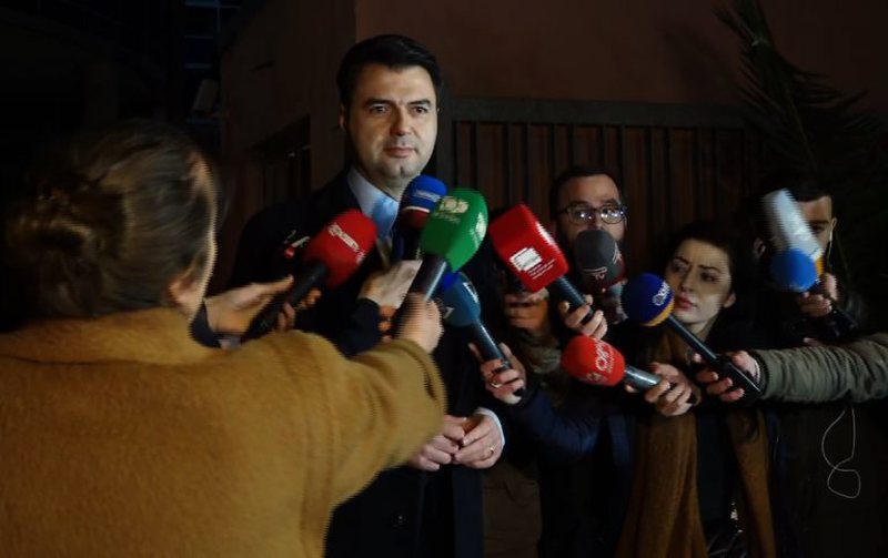 4CC1FE2B-83DD-449B-B6C6-9BD6022F6B1F