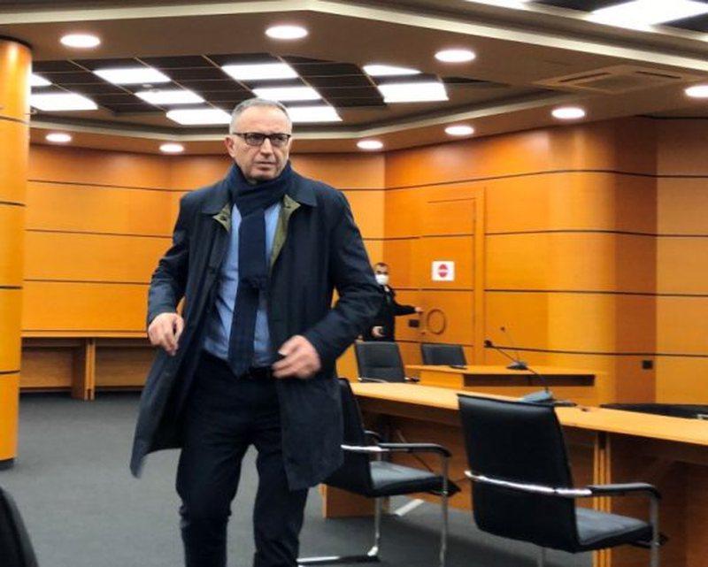 633D5511-5446-48B8-B352-2157649C0F71