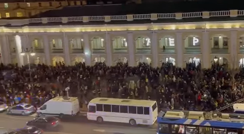 7D2666BC-05D7-4EE5-AED1-73B5239D07BA