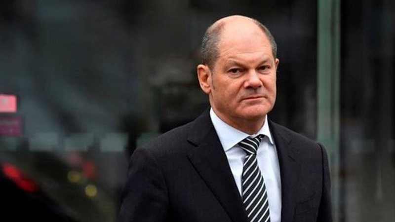 B2C6DFA0-0085-4F35-AA14-E32BCE0F1B77