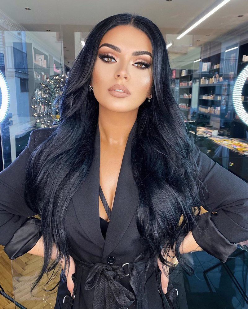 BF78B4A5-796C-4CC0-AA73-200A11A262D5