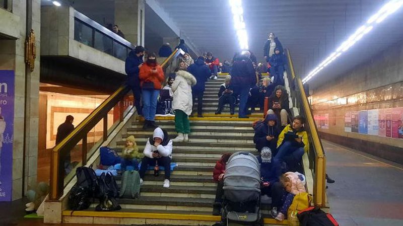 F5B37818-EE42-4106-A6A9-51571F1676EE